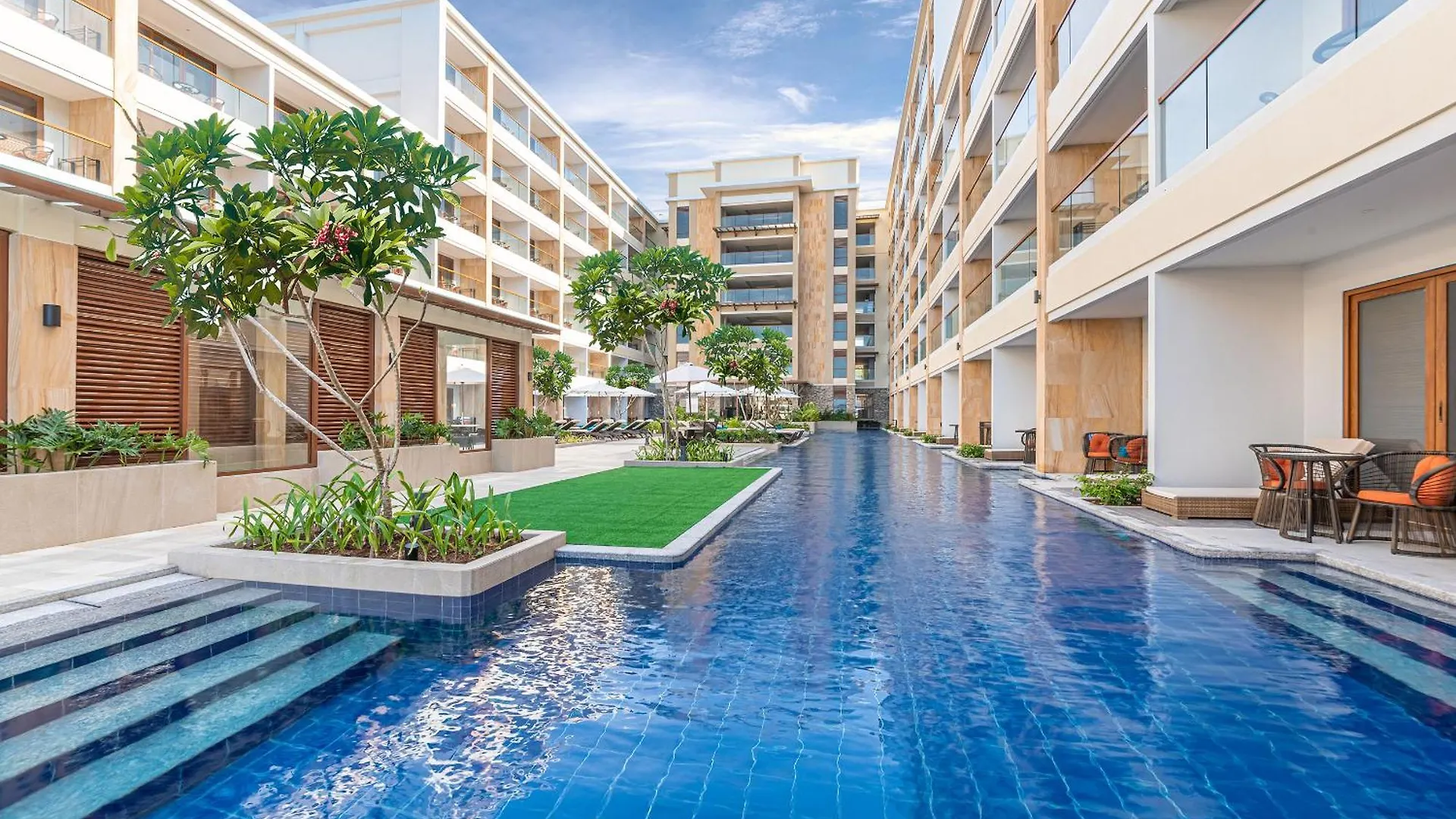 Henann Premier Coast Resort Panglao Hotel